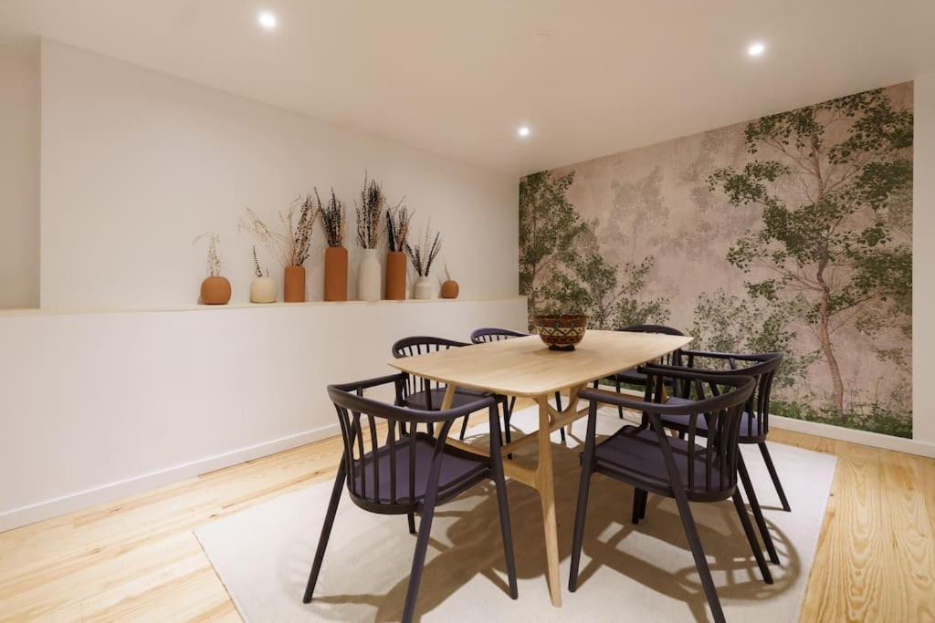 Apartment Charm With Patio